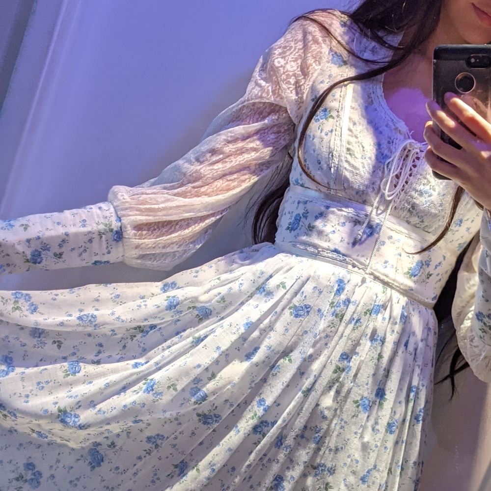 Gunne Sax White Sheer Pillow Sleeve Corset Lace Up Blue Floral Prairie Dress